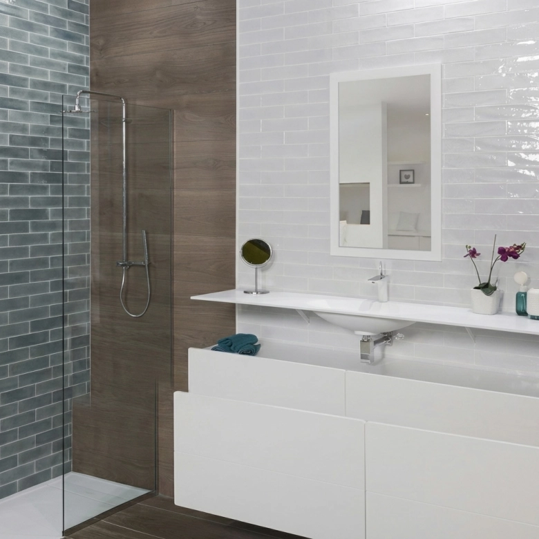 Carrelage mur effet zellige Scénario blanc grisé 7,5x30 cm