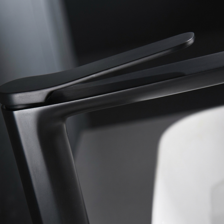 Mitigeur lavabo Duck haut noir