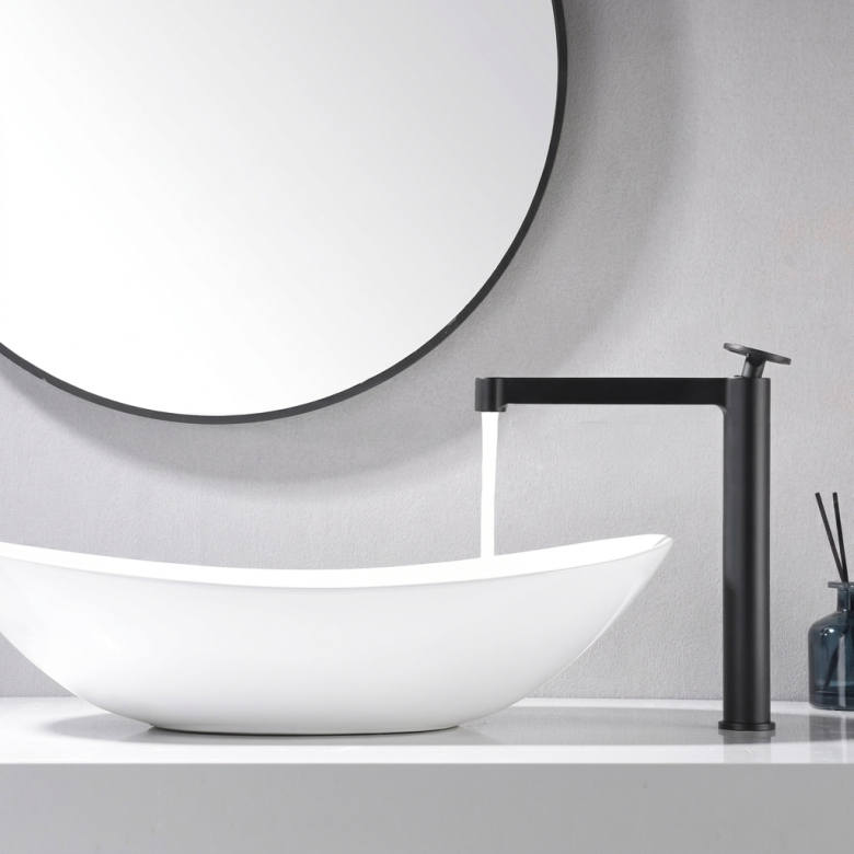 Mitigeur lavabo Circle haut noir