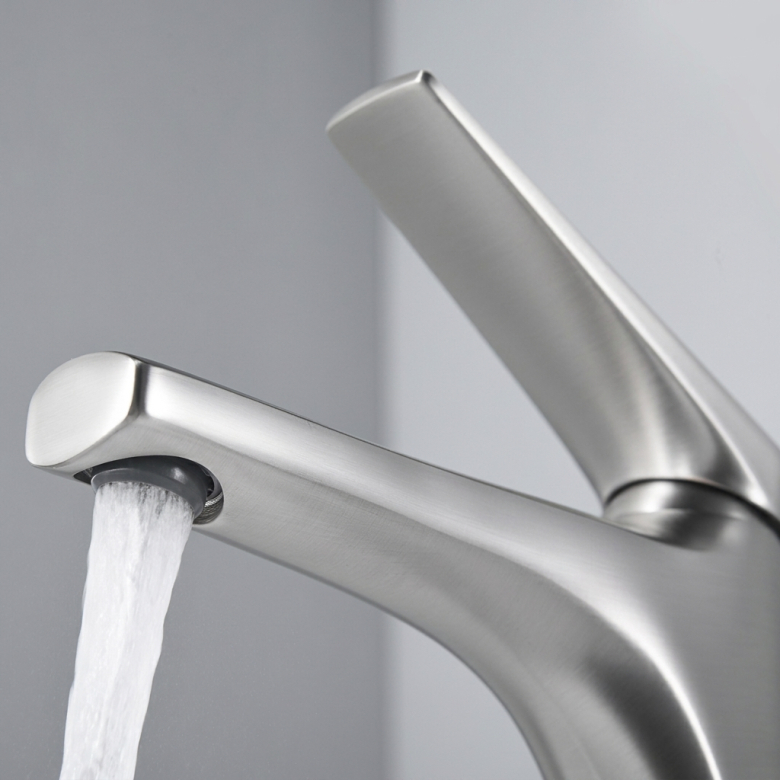 Mitigeur lavabo haut Lagia Acier