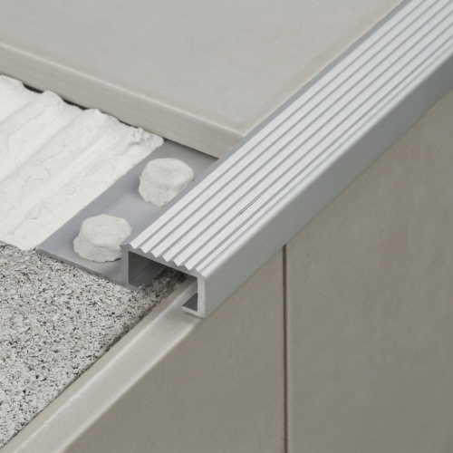 Nez de marche aluminium