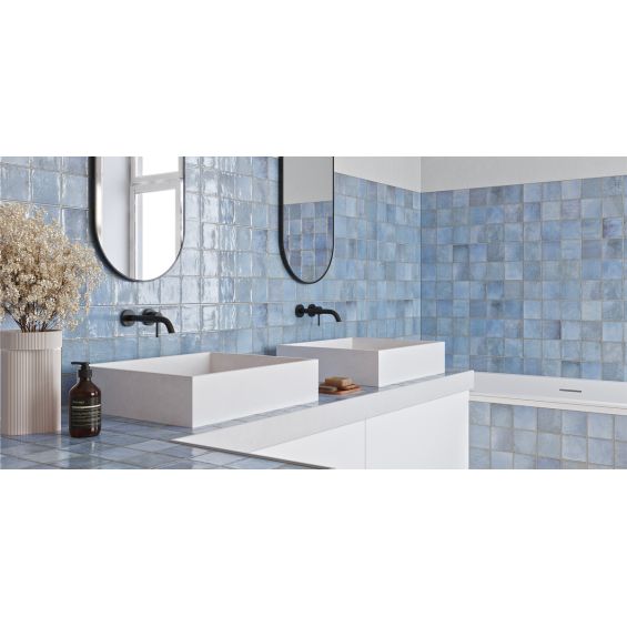 Carrelage mur effet zellige Abanilla bleu océan 32x62,5 cm