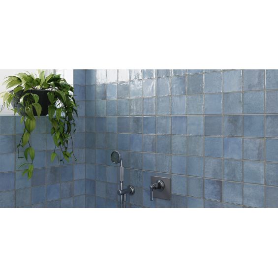 Carrelage mur effet zellige Abanilla bleu océan 32x62,5 cm