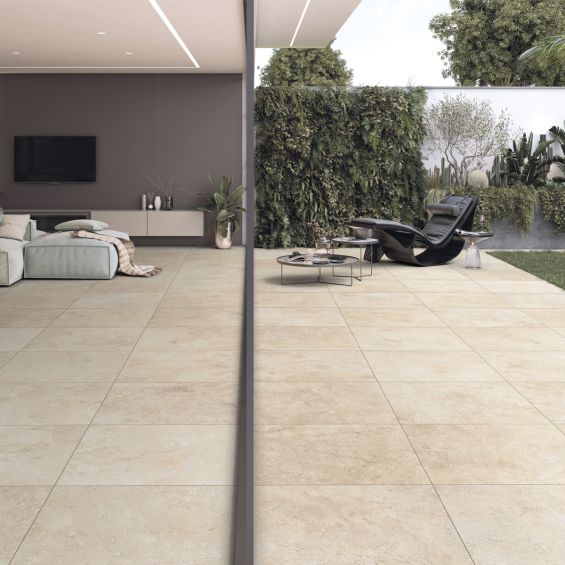 Carrelage sol extérieur effet pierre Travertin TravertiNova clair 60x60 cm R11