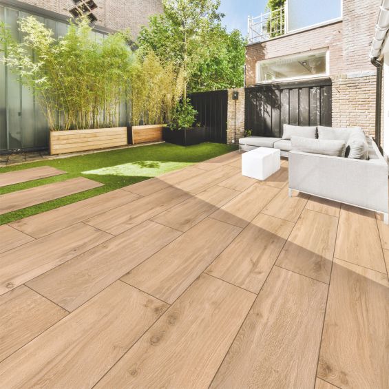 Dalle extérieur effet bois Sarawak 2.0 chêne R11 30X120 cm