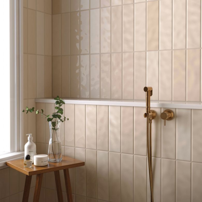 Carrelage mur effet zellige Amani Beige Sable 7x25 cm