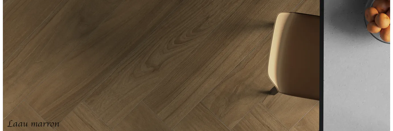 Carrelage fin sol effet bois Laau marron pour le salon