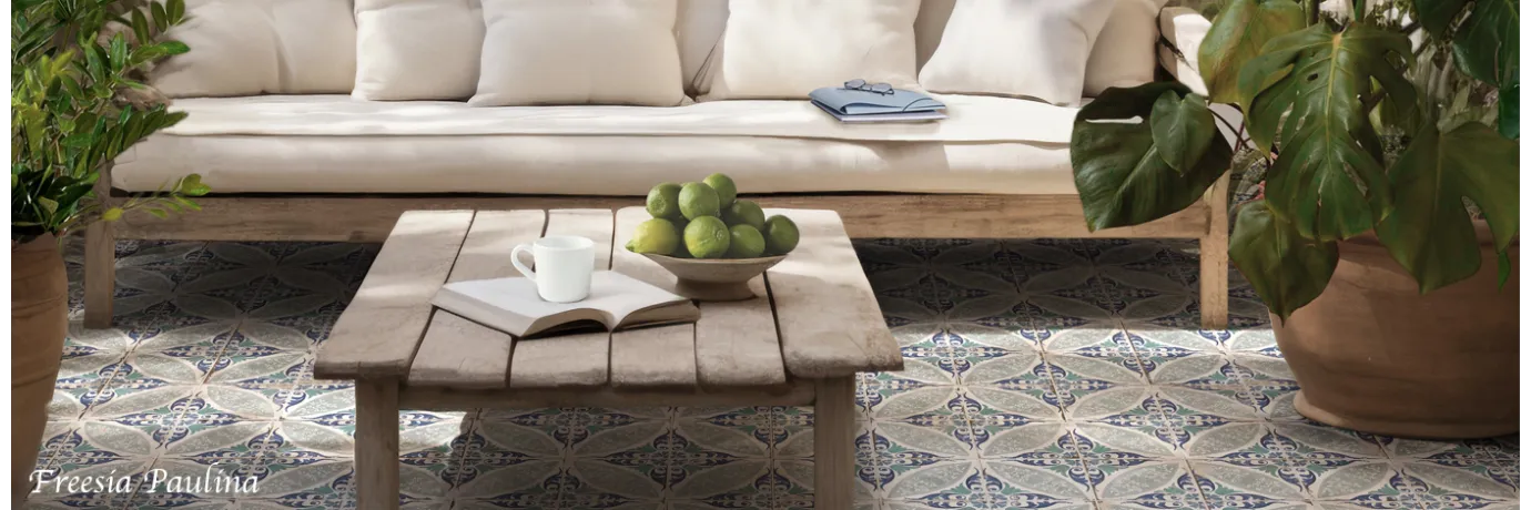 Carrelage sol effet carreaux de ciment Freesia Paulina bleu,vert, blanc pour le salon
