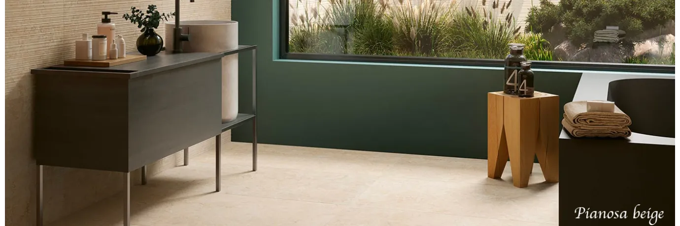Carrelage intérieur effet pierre de travertin Pianosa beige pour le sol de la salle de bain