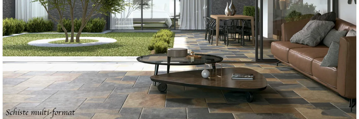 Carrelage effet pierre schiste multi-format dans les tons gris anthracite marron pour le salon