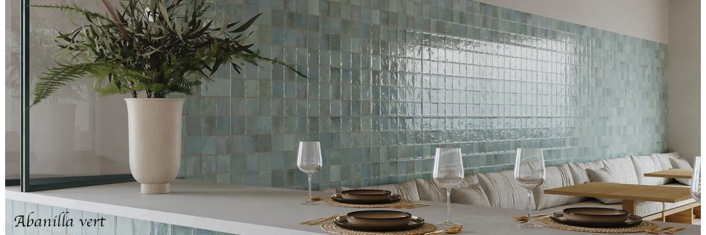 Carrelage mur effet zellige Abanilla vert pour le mur de la cuisine 