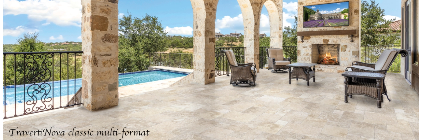 Carrelage sol extérieur effet pierre Travertin TravertiNova classic multi-format pour la terrasse dans les ton beige 