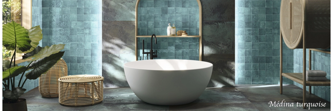Carrelage mur effet zellige Médina turquoise pour la salle de bain