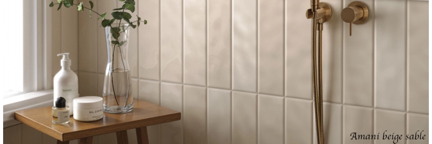 Carrelage mur effet zellige Amani beige sable pour la salle de bain 