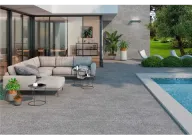 Piscine "Patio gris claire - leccia honey - mosaique lila -"